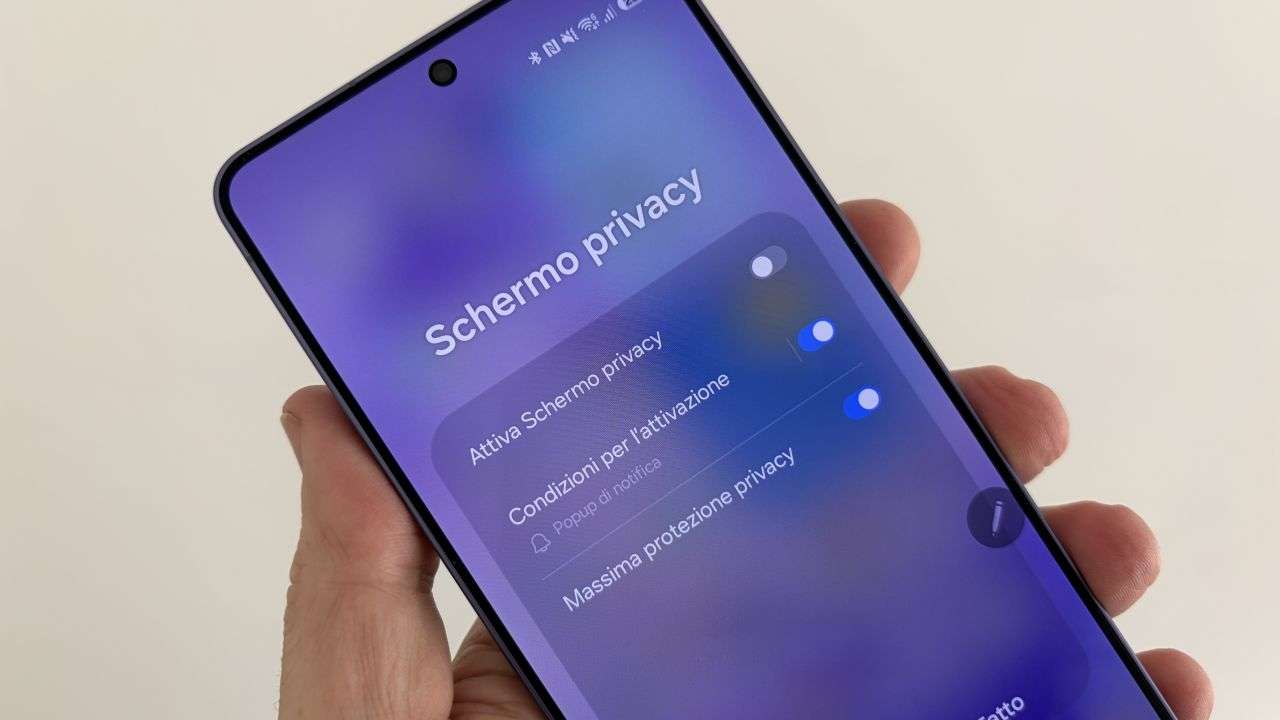 s26_ultra_schermo_privacy