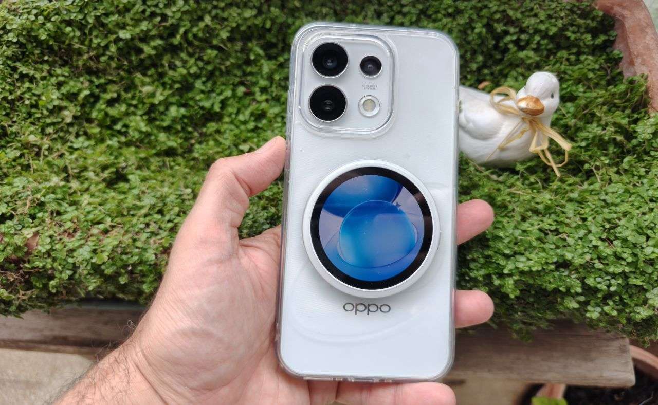 Oppo Reno16 Pro Bubble