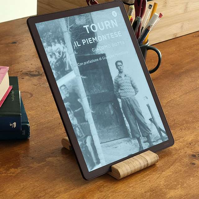 Lo schermo di Kindle Scribe Colorsoft ha una diagonale generosa