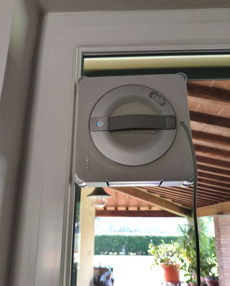 Pulizia bordi ECOVACS lavavetri