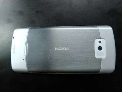Anteprima Nokia 700 e 701
