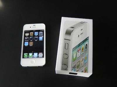 Apple iPhone 4S