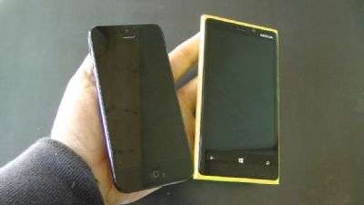 Apple iPhone 5 vs Nokia Lumia 920