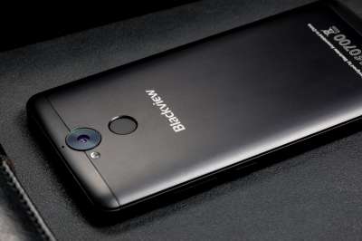 BlackView P2