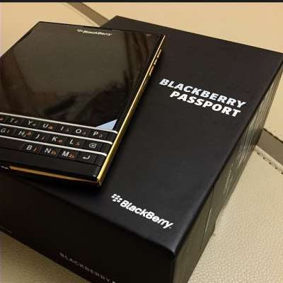 Blackberry Passport Gold