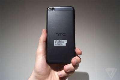 HTC One X9 (retro)