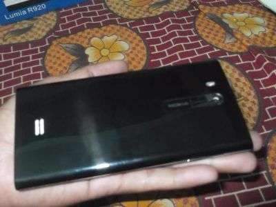 Lamia R9