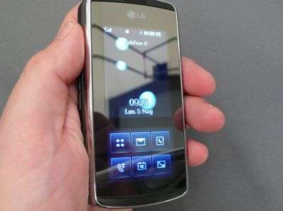 LG KF600 