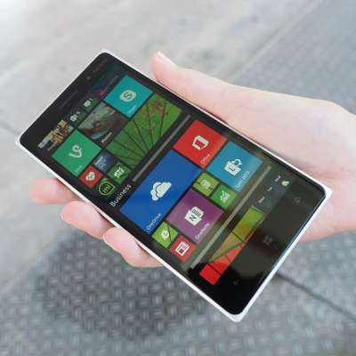 Lumia 830