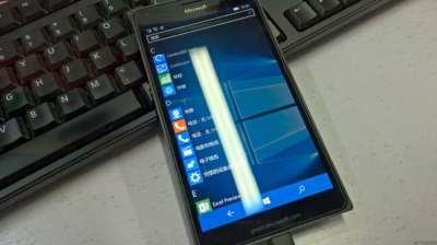 Lumia 950XL - vista frontale