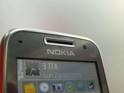 Nokia E52 