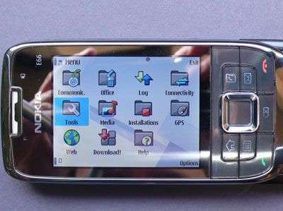 Nokia E66 