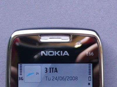 Nokia E66 