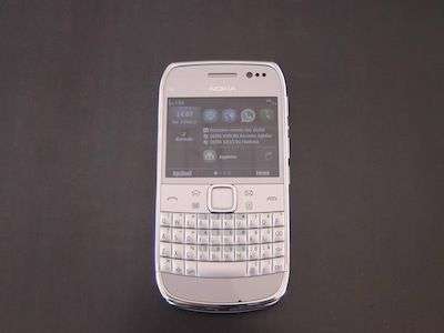 Nokia E6