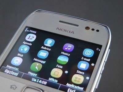 Nokia E6