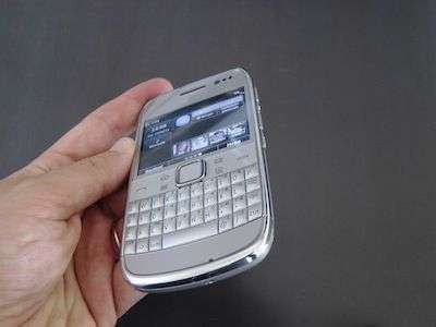 Nokia E6