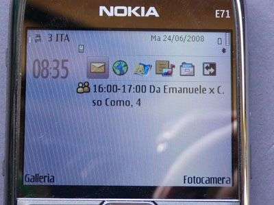 Nokia E71 