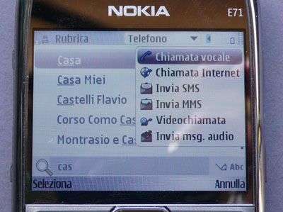 Nokia E71 