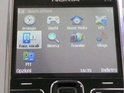 Nokia E72 