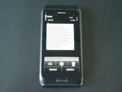 Nokia E7