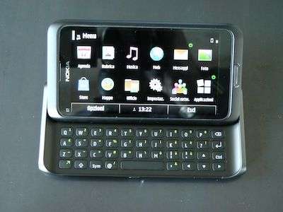 Nokia E7