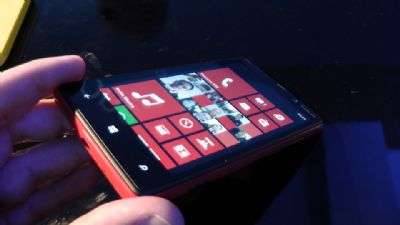 Nokia Lumia 820