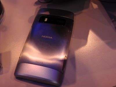 Nokia X7