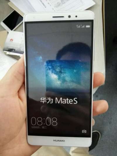 Nuove immagini reali di Huawei Mate S