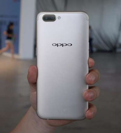 Oppo R11