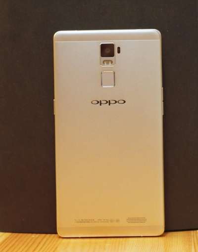 Oppo R7 Plus Unboxing (foto 5)