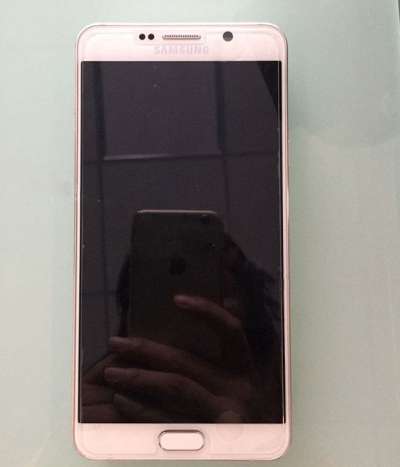 Foto rubate del Samsung Galaxy Note 5