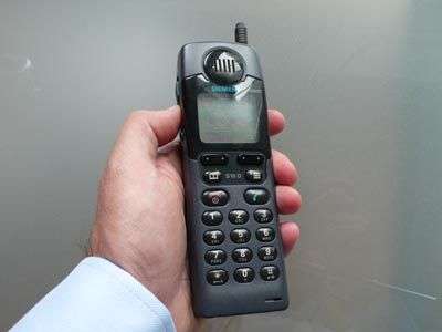 Сименс s100. Мобильный телефон Siemens s10. Сименс s10 телефон. Сименс с10 Актив. Siemens s10 (1997).