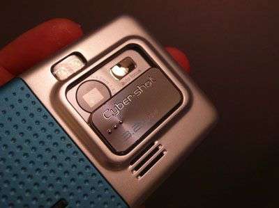 Sony Ericsson C702 