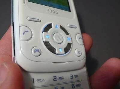 Sony Ericsson F305 