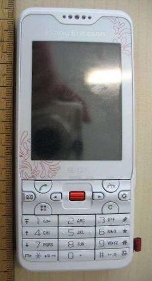 Sony Ericsson G702