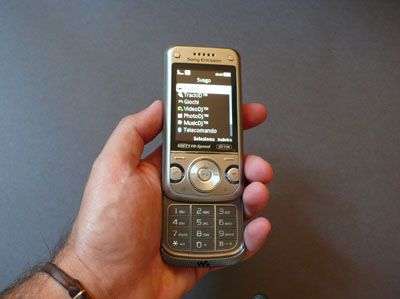 Sony Ericsson W760 