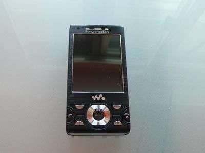 Sony Ericsson W995 