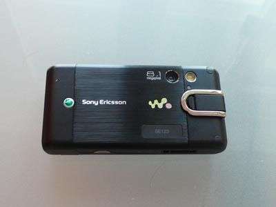 Sony Ericsson W995 