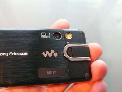 Sony Ericsson W995 