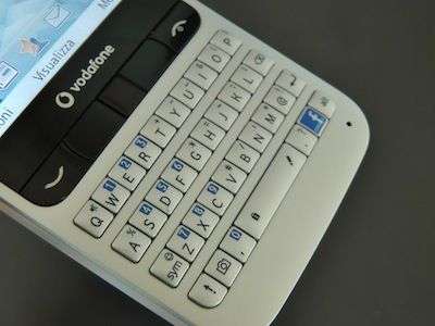 Vodafone 555 Blue