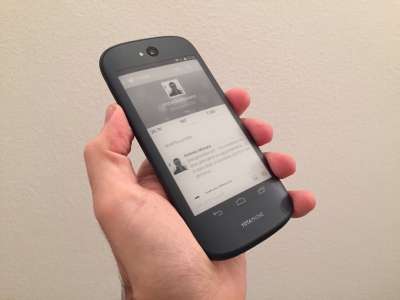 YotaPhone 2