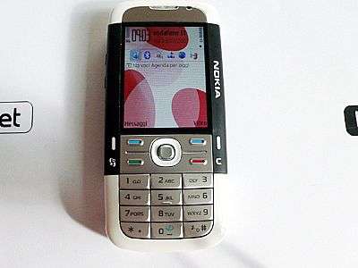 Nokia 5700